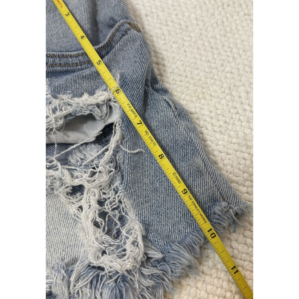 Almost Famous Women’s Distressed Frayed Cut Off Jean Blue Denim Shorts Size 5 - Picture 7 of 7